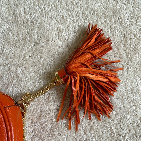 Small Michael Kors crossbody bag. - Picture 3 of 6